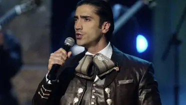 Alejandro Fernández (Foto: Vogue)